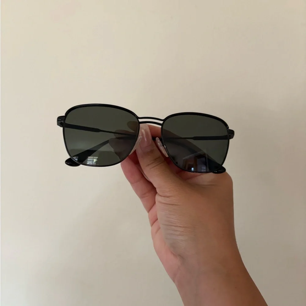 Prada Black Sunglasses VPR 57V - Picture 1 of 5